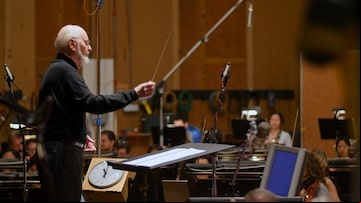 O maestro John Williams é homenageado em novo documentário da Disney+. Foto: Divulgação/Disney